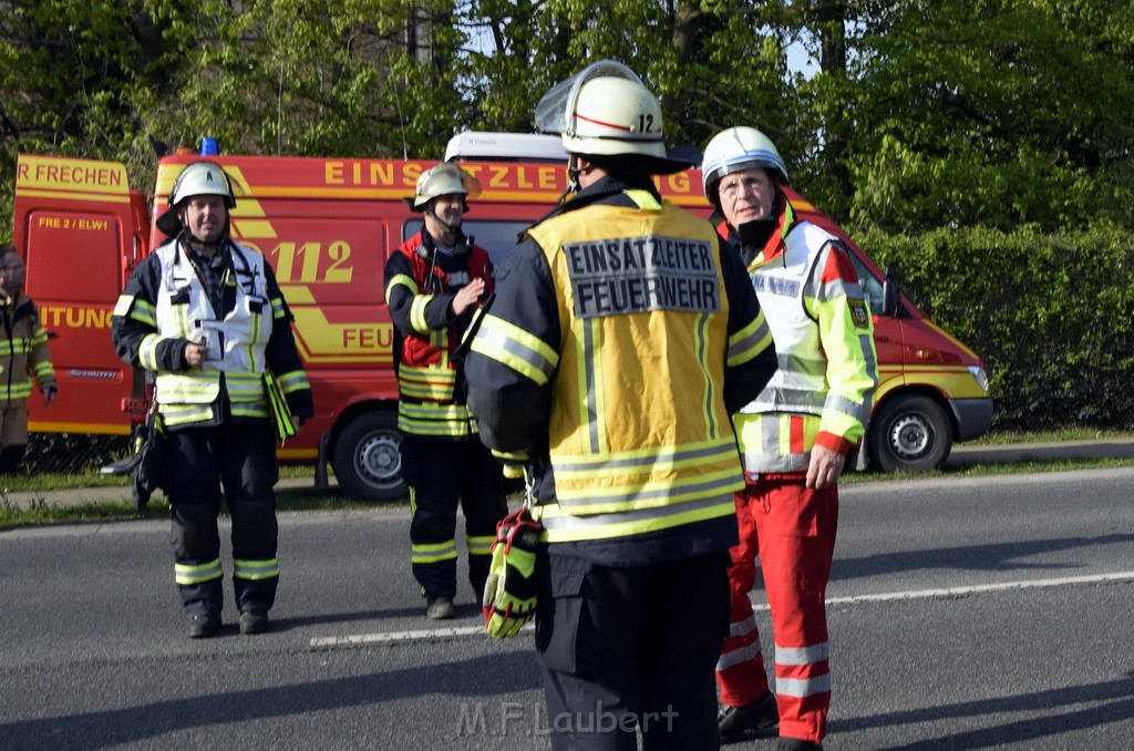 Schwerer VU LKW Zug Bergheim Kenten Koelnerstr P032.JPG - Miklos Laubert